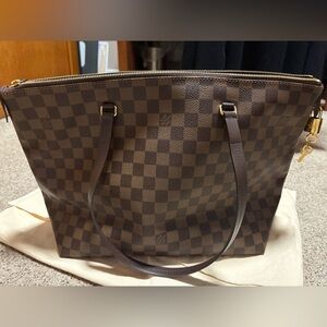 Louis Vuitton Damier Ebene Iena MM Canvas bag